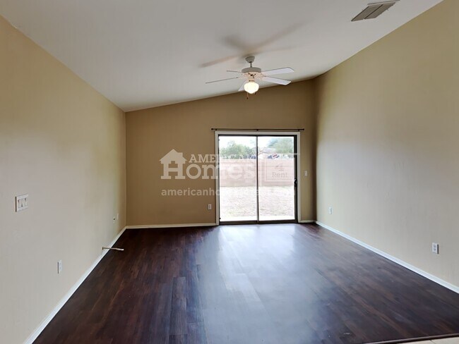Foto del edificio - 6813 W Pebble Shore Court