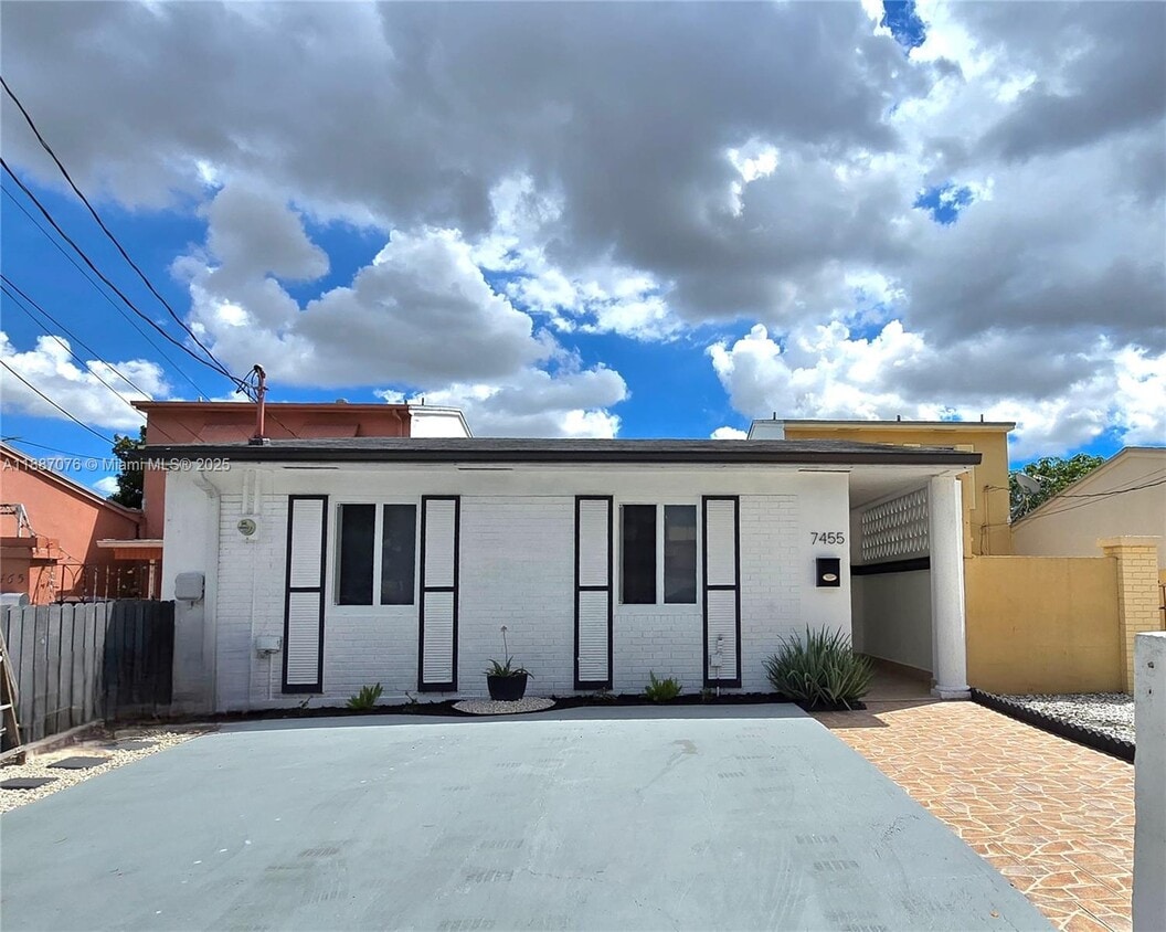 Primary Photo - 7455 W 16th Ave