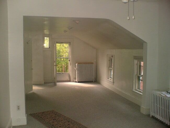 Dining Room - West Porch - 1539 Jackson N St