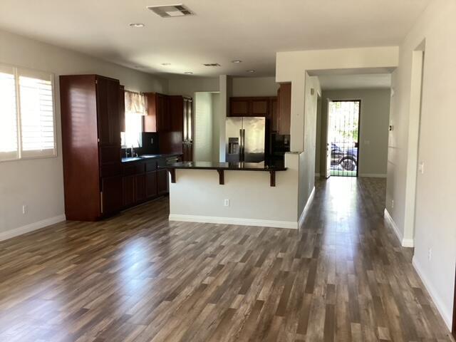 Building Photo - 39324 Kennedy Dr