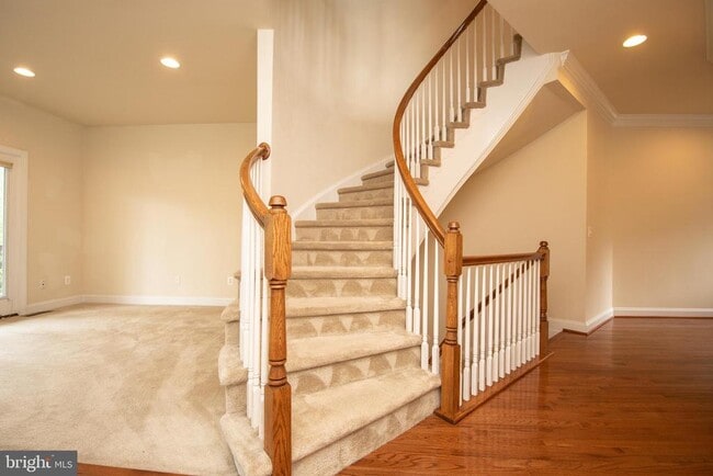 Foto del edificio - 22199 Falling Terrace