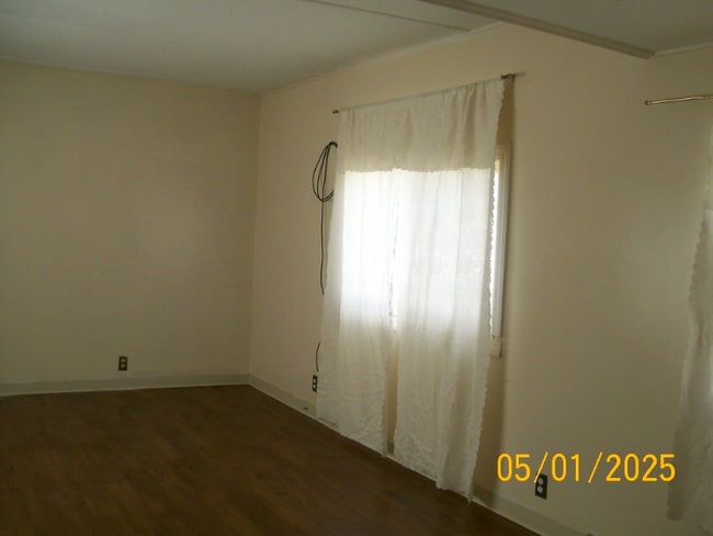 Building Photo - 13 Travertine Ln