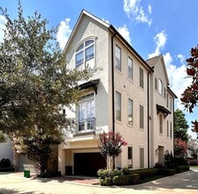Building Photo - 1976 Woodbury St
