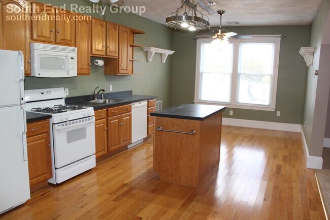 Foto del edificio - 39 Cleveland St