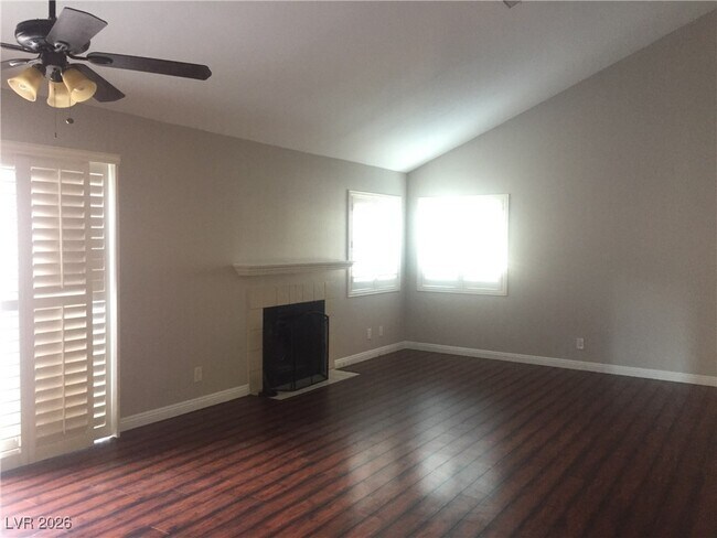 Foto del edificio - 229 Coconut Grove Ct