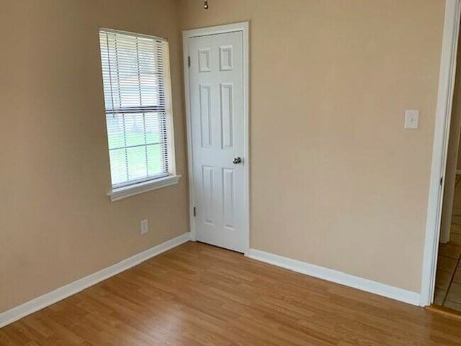 Foto del edificio - Decatur Home 3 Bedroom 2 Bath
