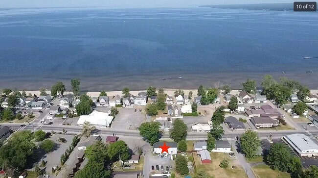 Foto del edificio - 6674 Lake Shore Rd N
