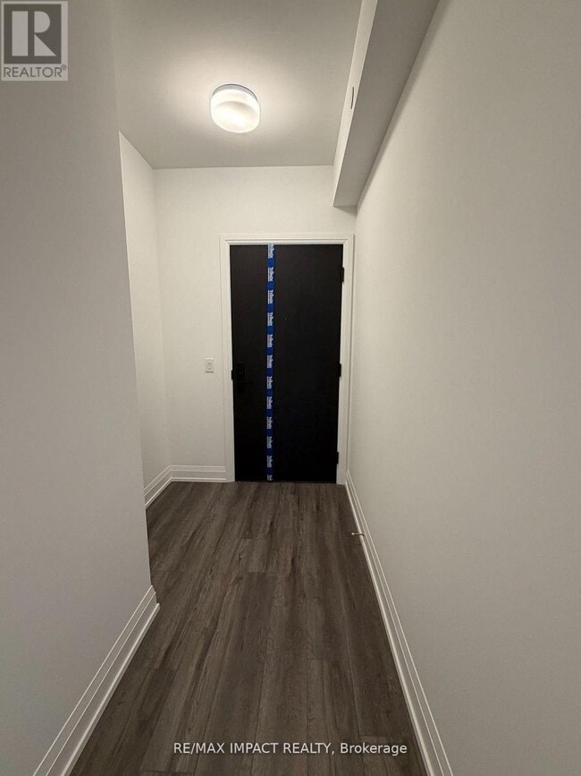 Building Photo - 20 Soudan Ave