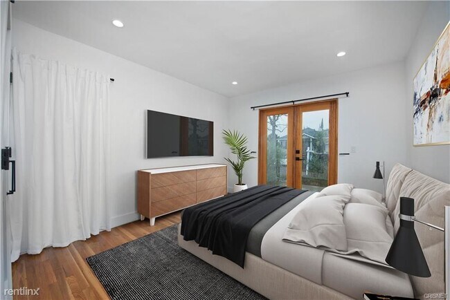 Foto del edificio - 3 br, 2 bath House - 17449 Bullock St