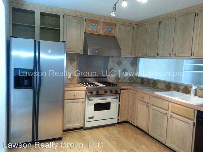 Foto del edificio - 4942 Hunting Hills Cir