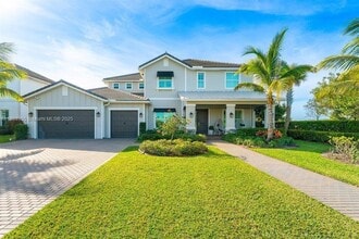 Building Photo - 983 Hookline Cir