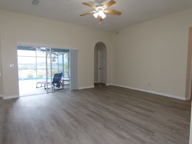 Building Photo - Spacious 4 Bedroom Pool Home Plus Addition...