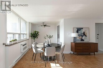 Building Photo - 55 Isabella St