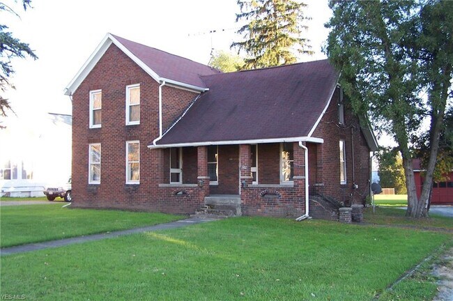 Building Photo - 16021 E High St