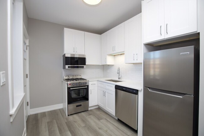 Foto del edificio - 3853 N Janssen Ave