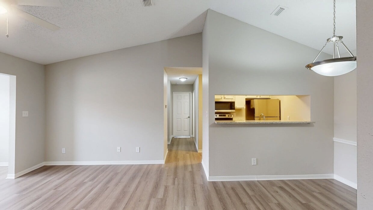 Photo - Arbors River Oaks Apartments