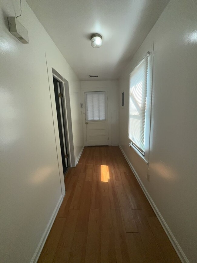 Foto del edificio - 2928 Baldwin St