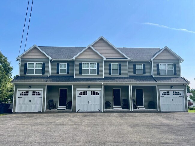 front of condos - 8388 Bay St