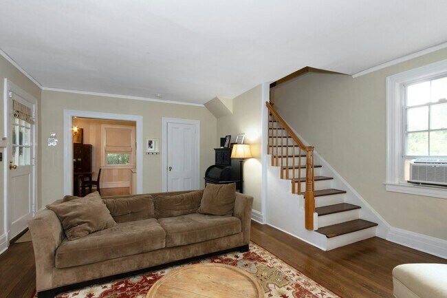 Foto del edificio - 412 Mountain View Rd