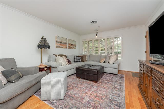 Foto del edificio - 6525 E Mockingbird Ln