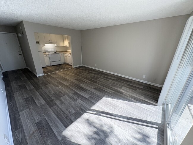 Photo - 1005 Hickory Hill Ln Apartment