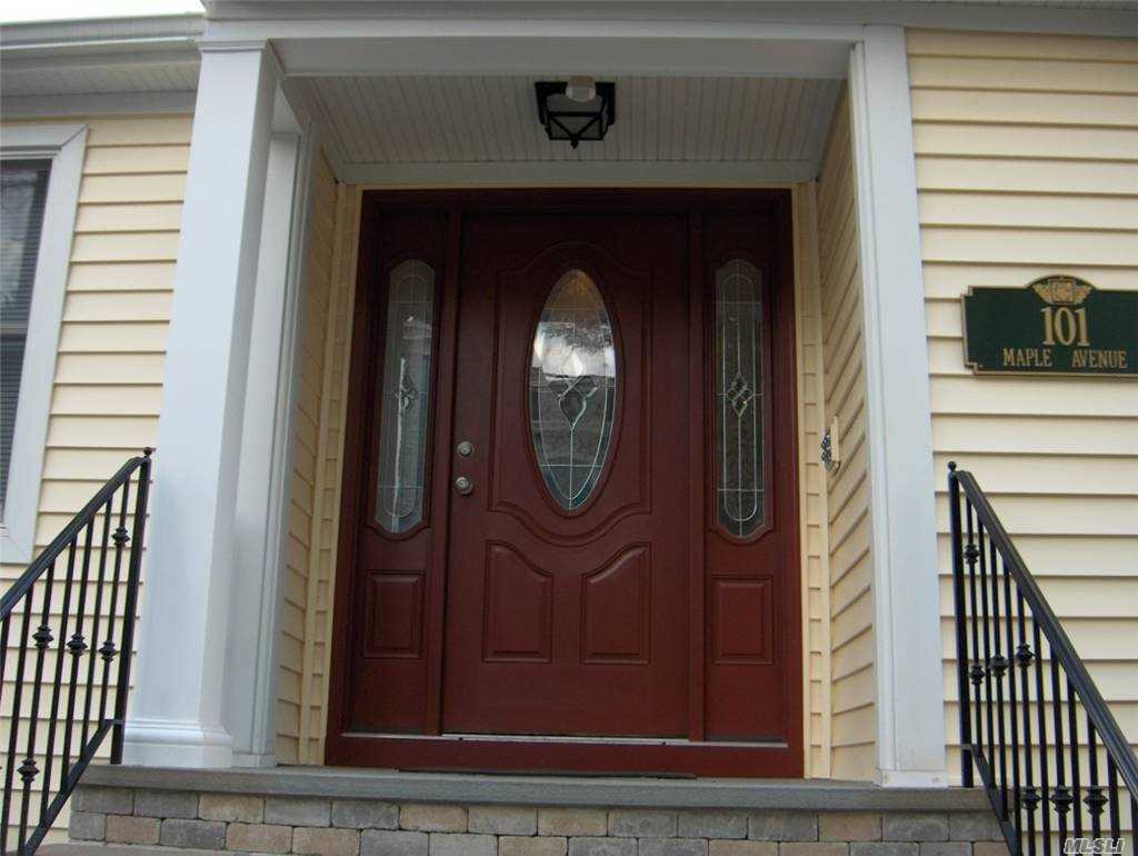 Primary Photo - 101 Maple Ave