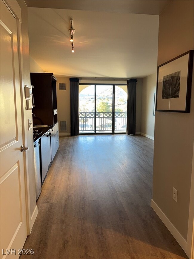 Foto del edificio - 29 Montelago Blvd