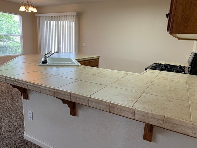 Building Photo - Beautiful Condo in Tulare on Bella Oaks!