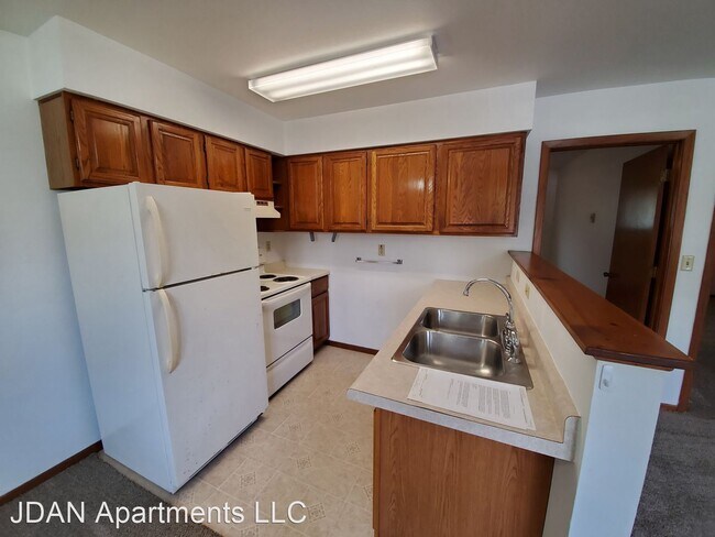 Foto del edificio - 3741 Jackson Ave