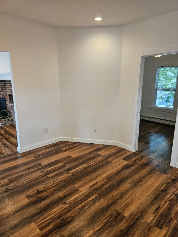 Building Photo - 73 Everett St