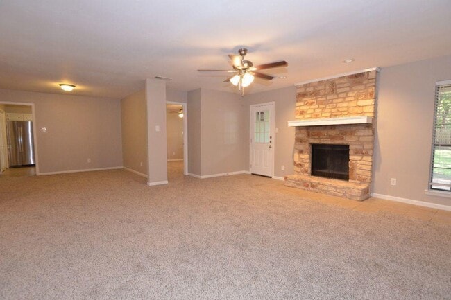 Building Photo - 203 County Glen St
