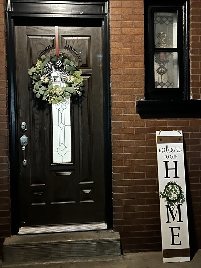 Foto del edificio - 1036 N Lawler Ave