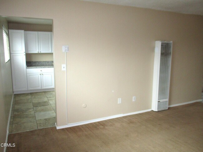 Foto del edificio - 851 W Crestwood Ave