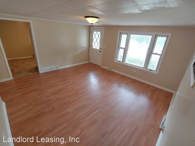 Building Photo - 3 br, 1.5 bath House - 223 Furnace Street