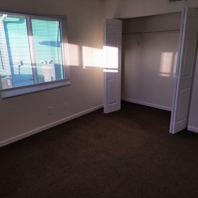 Foto del edificio - 2820 DuPont St S