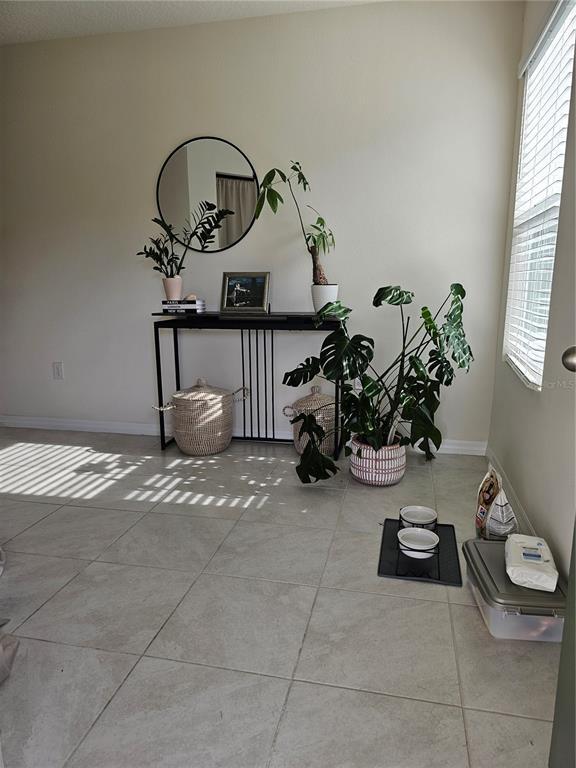 Building Photo - 20000 Royal Tern Ct