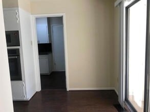 Building Photo - 268 Quail