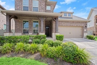 Building Photo - 10054 Black Maple Dr