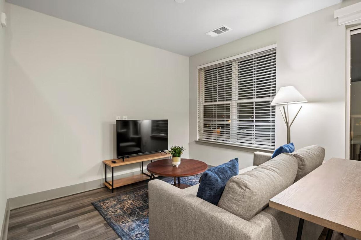 Foto principal - 1801 State St