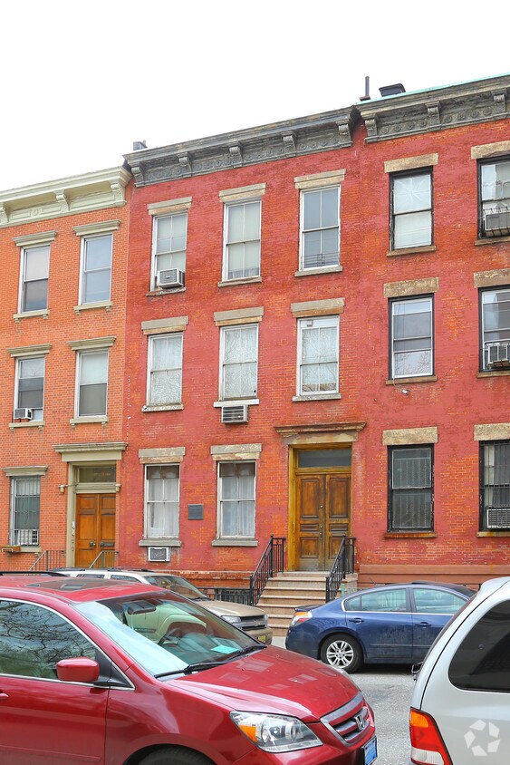 Primary Photo - Smith House Apartments