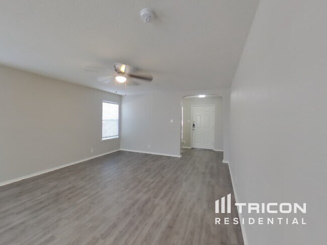 Foto del edificio - 6652 Richland Pl