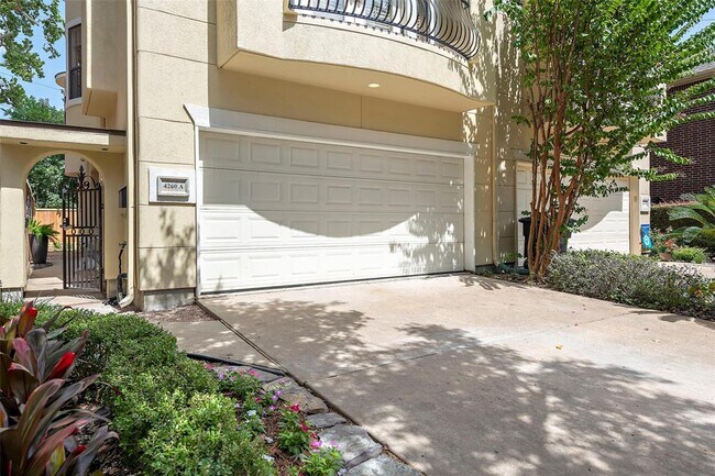 Building Photo - 4260 Childress St