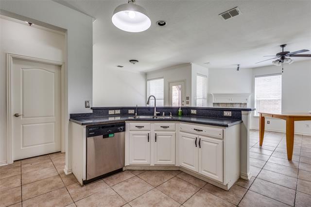Building Photo - 3304 Munstead Trail