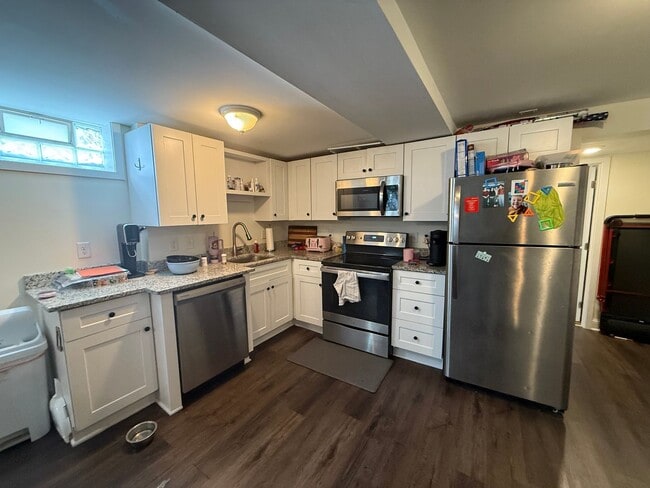 Foto del edificio - 250 6th Ave N