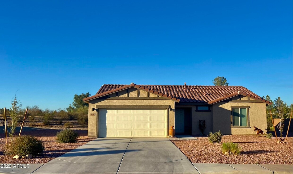 18 W Monte Cristo Dr, Wickenburg, AZ 85390 House Rental in Wickenburg