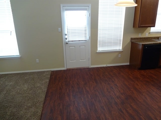 Building Photo - 129 Mallard Lane