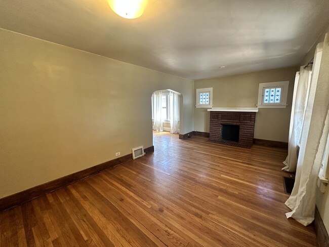 Foto del edificio - 2160 S Lincoln St