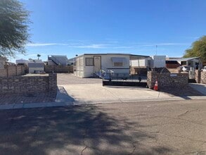 Building Photo - 13595 E 51st St