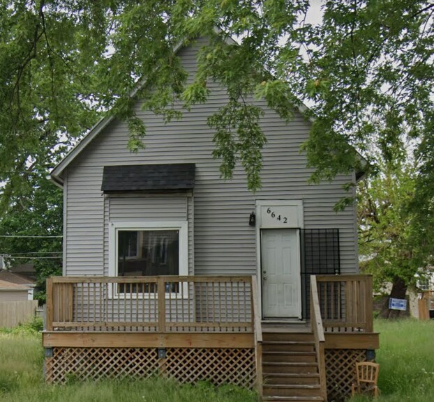 Primary Photo - 6642 S Hartwell Ave