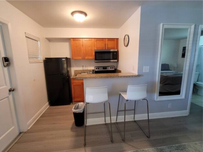 Foto del edificio - 3226 NE 12th St
